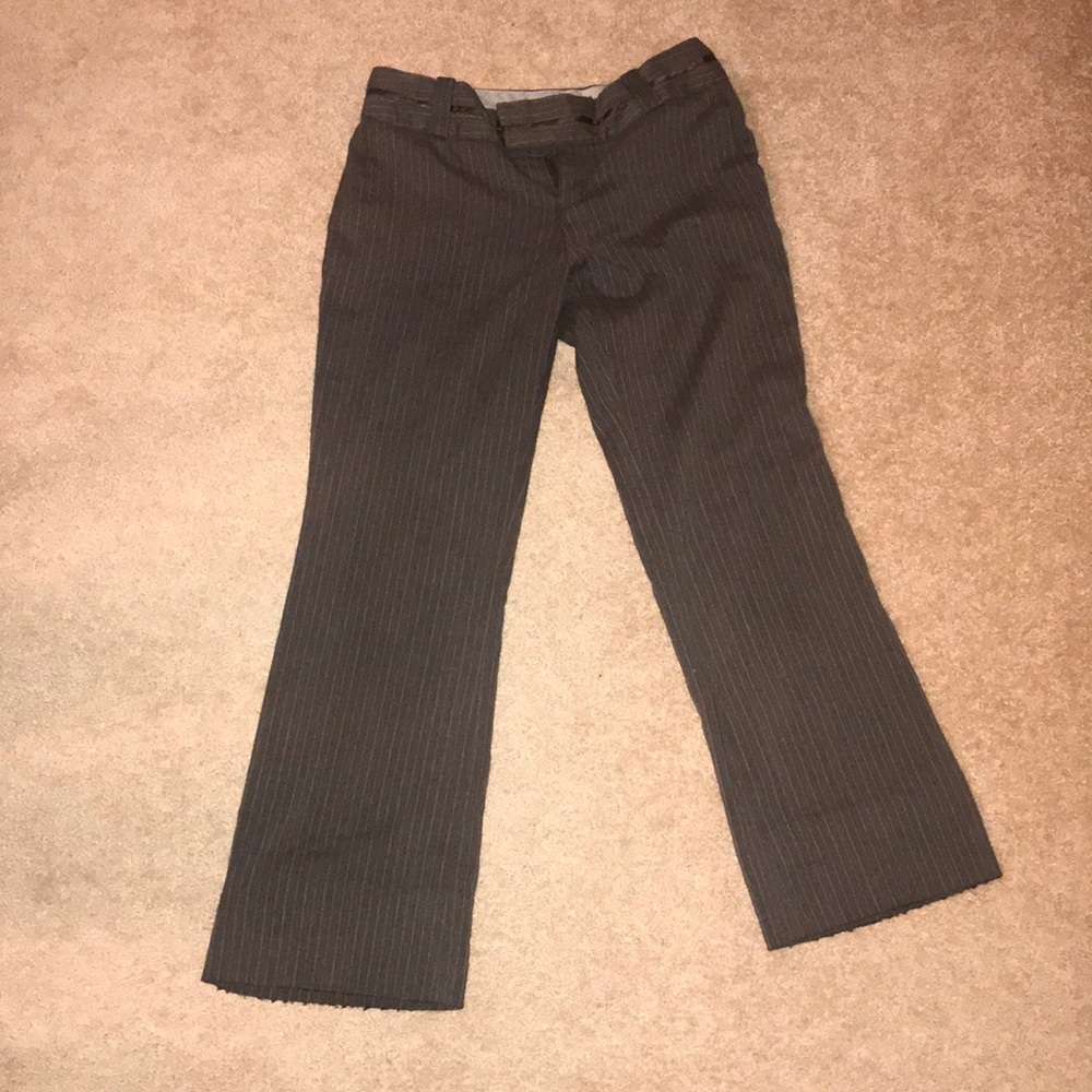Stretch jeans.